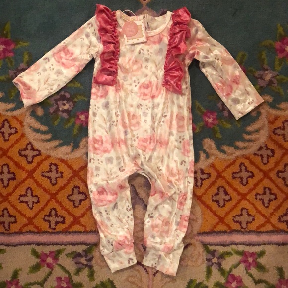 Adorable Velvet floral ruffle romper - Picture 1 of 4